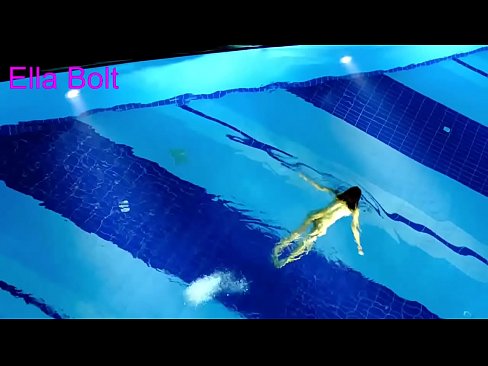 ❤️ Ne mogu da prestanem da gledam, mlada plavuša uhvaćena kako gola pliva u bazenu ELLA BOLT resorta ❌ Seks video na bs.higlass.ru ❌️❤